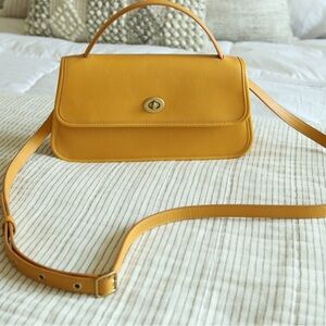 Sold Coach Yellow Turnlock Clutch Crossbody Bag Yolk